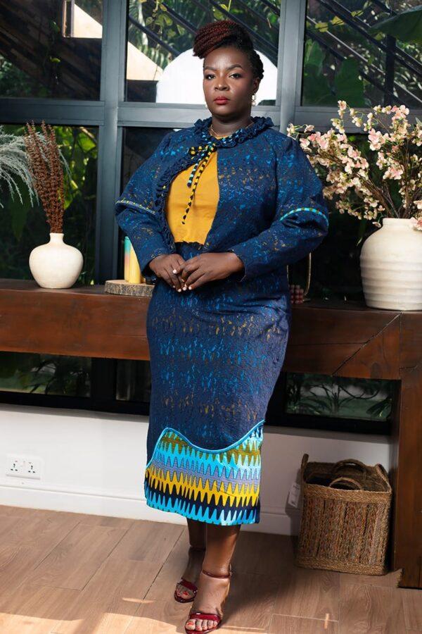 VaAd - Luxury African women's fashion designs (40) VaAd - Luxury African women's fashion designs (40)